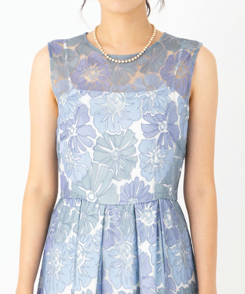 グレースコンチネンタル　マルチフラワー刺繍ドレス　ブルー/S-M
